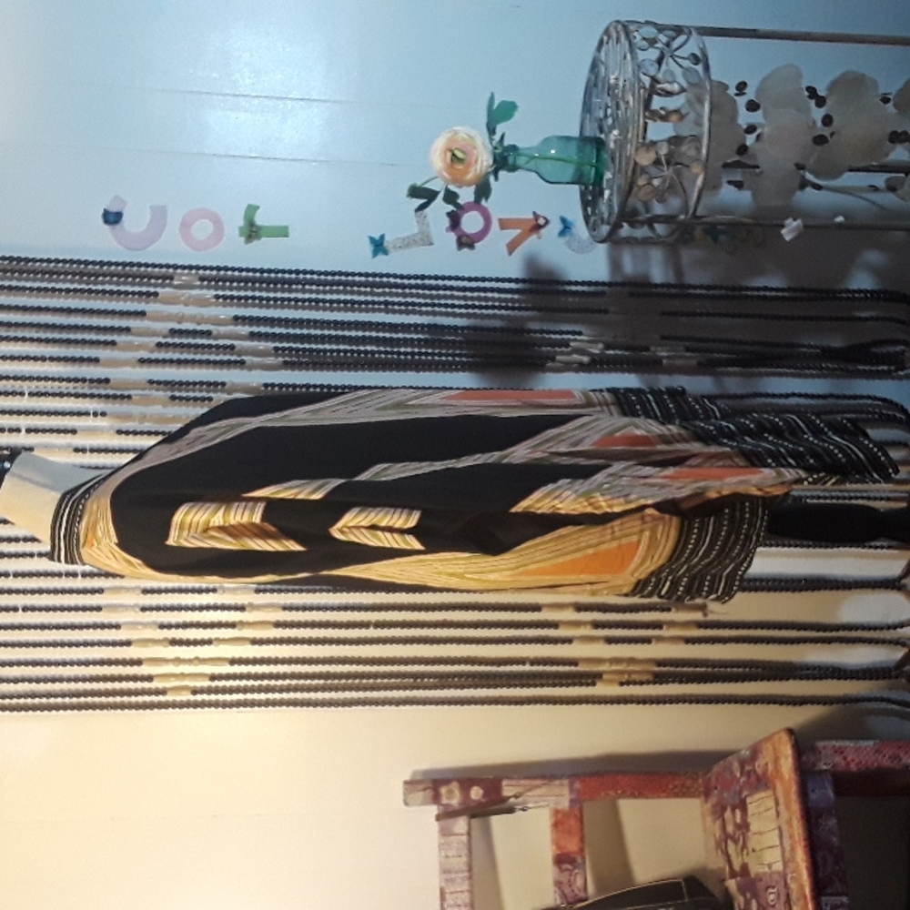 Chic Over Throw - image 5